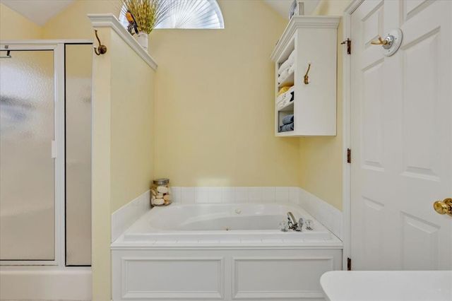 13909 Arapaho Road, Edmond, OK 73013