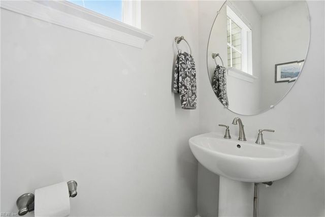 411 Asuza ST, Chesapeake, VA 23323