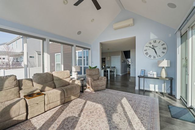 4697 Mason Run, Bettendorf, IA 52722