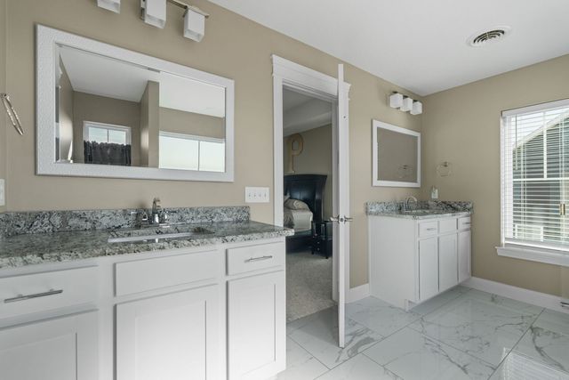 4697 Mason Run, Bettendorf, IA 52722