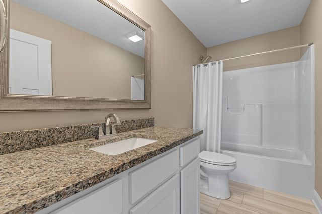 4697 Mason Run, Bettendorf, IA 52722