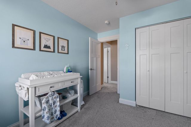 4697 Mason Run, Bettendorf, IA 52722