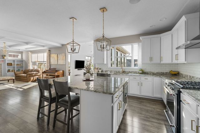 4697 Mason Run, Bettendorf, IA 52722