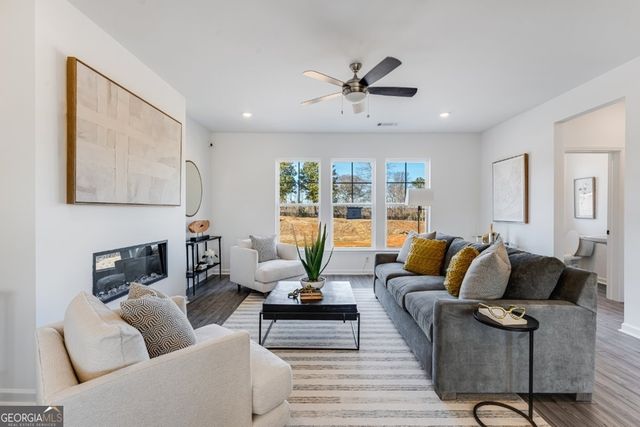 2843 Rosehall Way, Lawrenceville, GA 30043