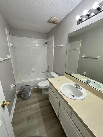 201 MAGELLAN CIRCLE, Minneola, FL 34715