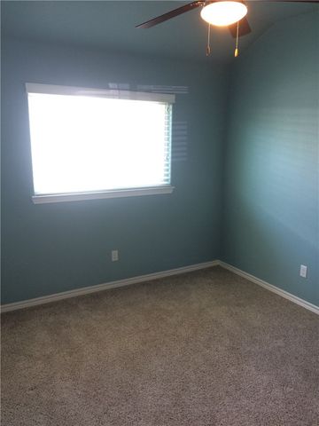 3705 Southlake Park, Corpus Christi, TX 78414