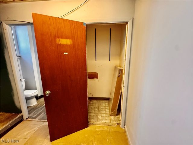 13030 Lorain Avenue 13030, Cleveland, OH 44111