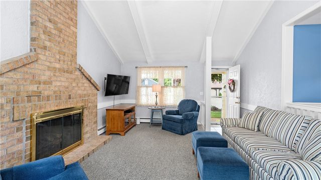 29 Carriage Way, North Providence, RI 02904