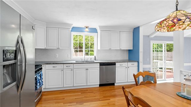 29 Carriage Way, North Providence, RI 02904