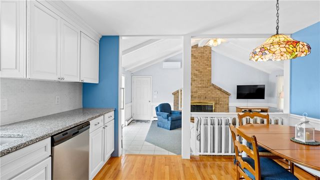 29 Carriage Way, North Providence, RI 02904