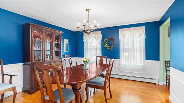 29 Carriage Way, North Providence, RI 02904