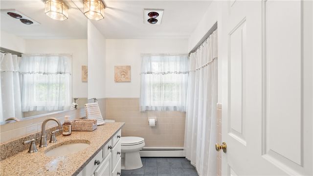 29 Carriage Way, North Providence, RI 02904