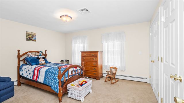 29 Carriage Way, North Providence, RI 02904