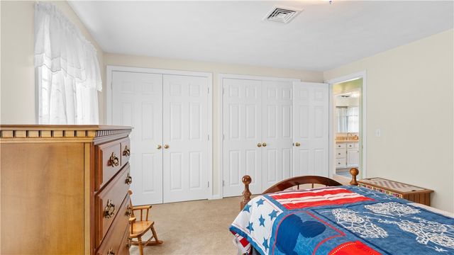 29 Carriage Way, North Providence, RI 02904