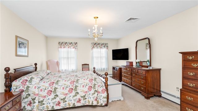 29 Carriage Way, North Providence, RI 02904