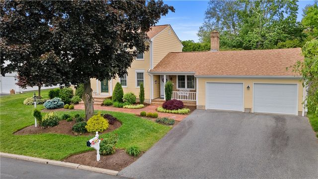 29 Carriage Way, North Providence, RI 02904