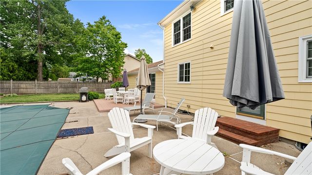 29 Carriage Way, North Providence, RI 02904