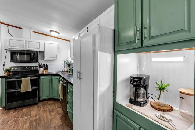 401 SW Pawhuska St, Andover, KS 67002