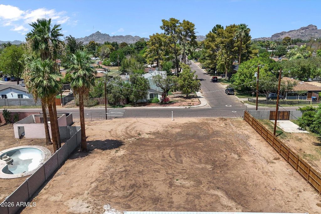 3823 E Palm Lane B, Phoenix, AZ 85008 — exterior