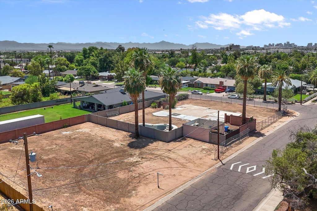 3823 E Palm Lane B, Phoenix, AZ 85008 — photo 4