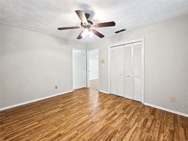 1702 Country Park Drive SE, Smyrna, GA 30080