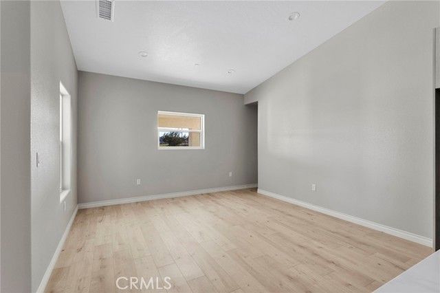 15179 Olive St, Hesperia, CA 92345