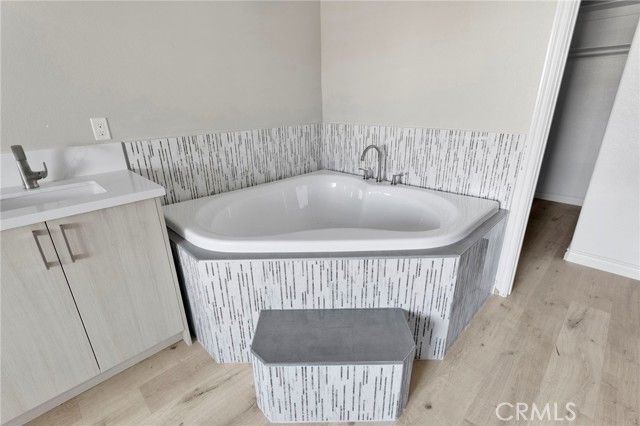 15179 Olive St, Hesperia, CA 92345