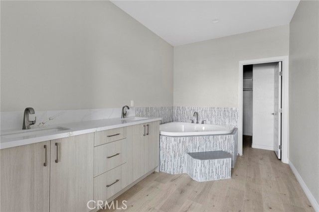 15179 Olive St, Hesperia, CA 92345