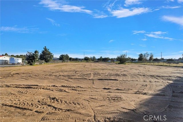 15179 Olive St, Hesperia, CA 92345