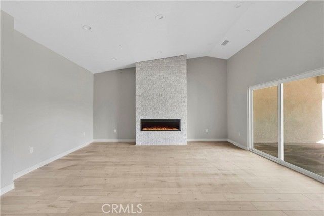 15179 Olive St, Hesperia, CA 92345