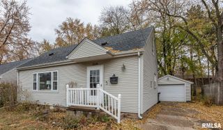 1508 N 14TH Street, Pekin, IL 61554