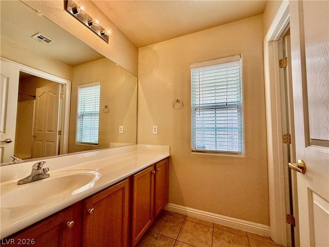 8618 Lakota Street, Las Vegas, NV 89123