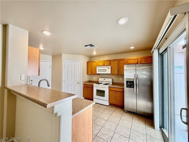 8618 Lakota Street, Las Vegas, NV 89123