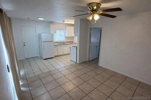 627 W 6th Ave, Escondido, CA 92025