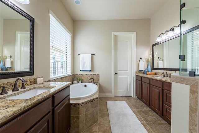 407 Indianwood DR, Austin, TX 78738