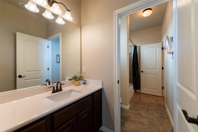 407 Indianwood DR, Austin, TX 78738