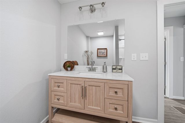 3227 Matthews Street, Jackson, MI 49203