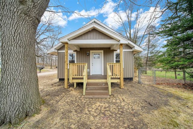 3227 Matthews Street, Jackson, MI 49203