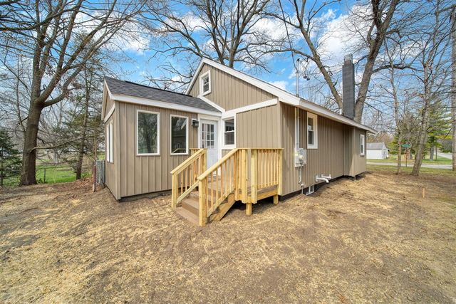 3227 Matthews Street, Jackson, MI 49203