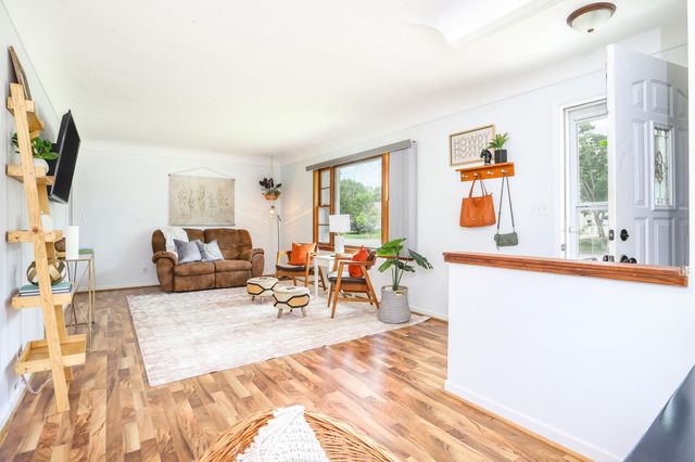 1215 12th Street N, Moorhead, MN 56560