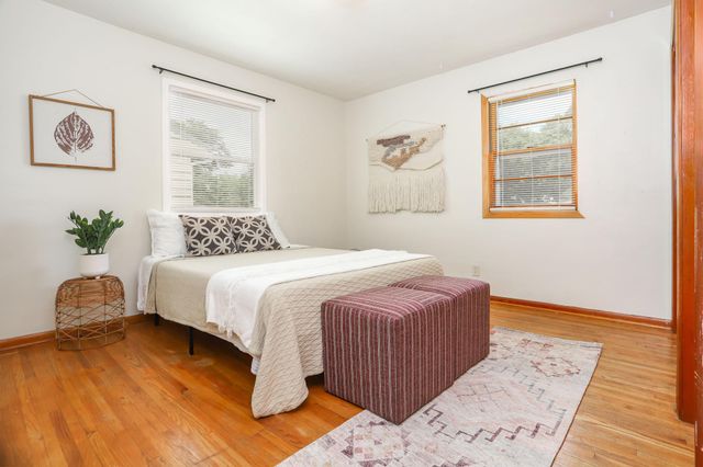 1215 12th Street N, Moorhead, MN 56560