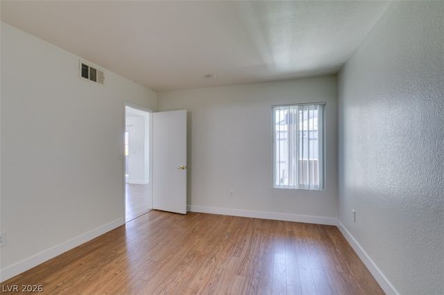 6650 West Warm Springs Road 2118, Las Vegas, NV 89118