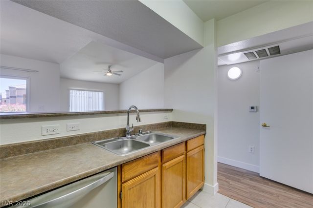 6650 West Warm Springs Road 2118, Las Vegas, NV 89118