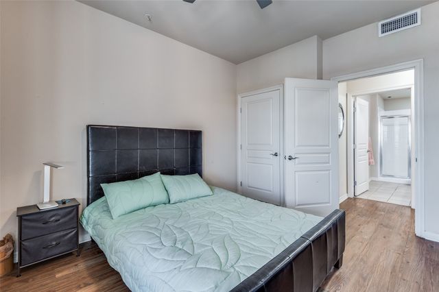 330 Las Colinas Boulevard E 1006, Irving, TX 75039