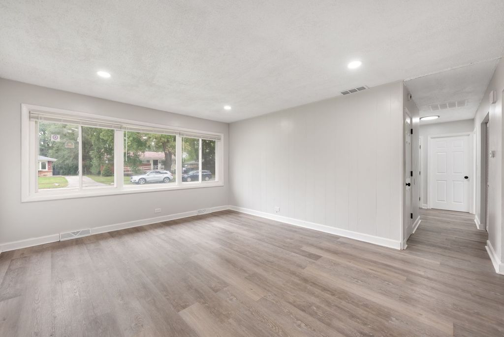 2829 Stafford Drive, Markham, IL 60428 — photo 3