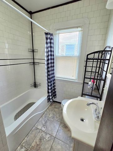 42 Byron St, New Bedford, MA 02740
