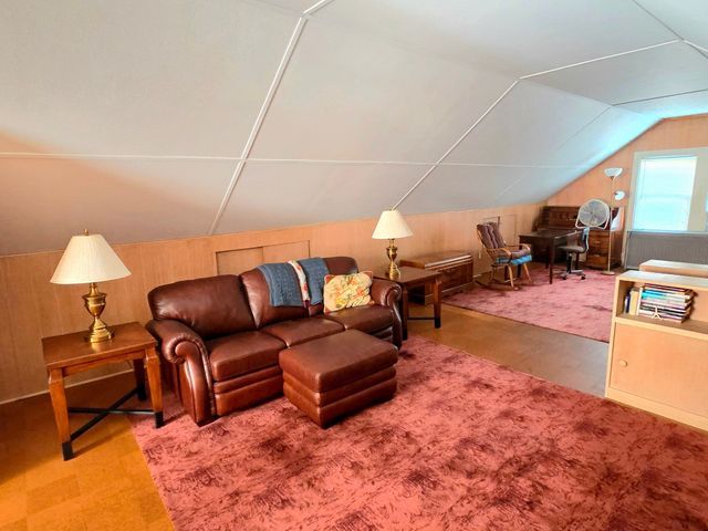 42 Byron St, New Bedford, MA 02740