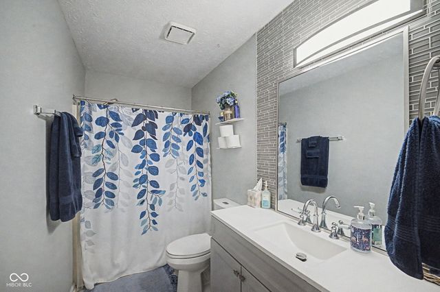 7244 Bradford Woods Way, Indianapolis, IN 46268