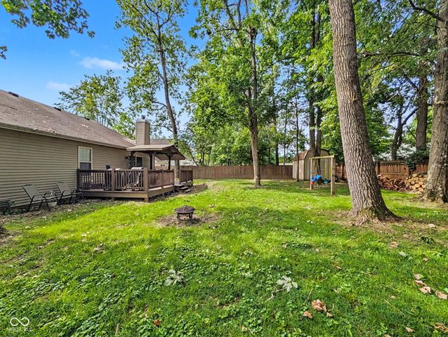 7244 Bradford Woods Way, Indianapolis, IN 46268