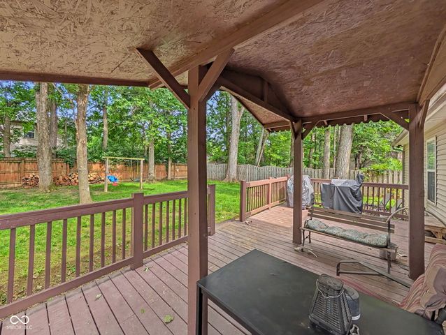 7244 Bradford Woods Way, Indianapolis, IN 46268